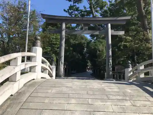 寒川神社の鳥居