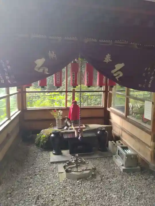 三居澤大聖不動尊(宮城県)