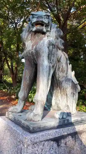 虻田神社の狛犬