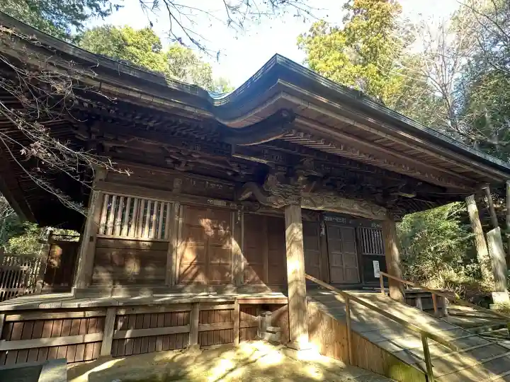 王禅寺の{uncategorized: "未分類", other: "その他", undefined: "問題あり", building: "その他建物", grave: "お墓", sacred_gate: "鳥居", guardian: "狛犬", statue: "像", buddha: "仏像", history: "歴史", nature: "自然", garden: "庭園", animal: "動物", pagoda: "塔", temizu: "手水舎", mountain_gate: "山門・神門", sanctuary: "本殿・本堂", subordinate: "末社・摂社", art: "芸術", scenery: "景色", jizo: "地蔵", ema: "絵馬", goshuin: "御朱印", omikuji: "おみくじ", items: "授与品その他", amulet: "お守り", goshuincho: "御朱印帳", eats: "食事", festival: "お祭り", votive_dance: "神楽", shichigosan: "七五三参", wedding: "結婚式", experience: "体験その他", initially: "初詣", around: "周辺", anti_infection: "感染症対策"}