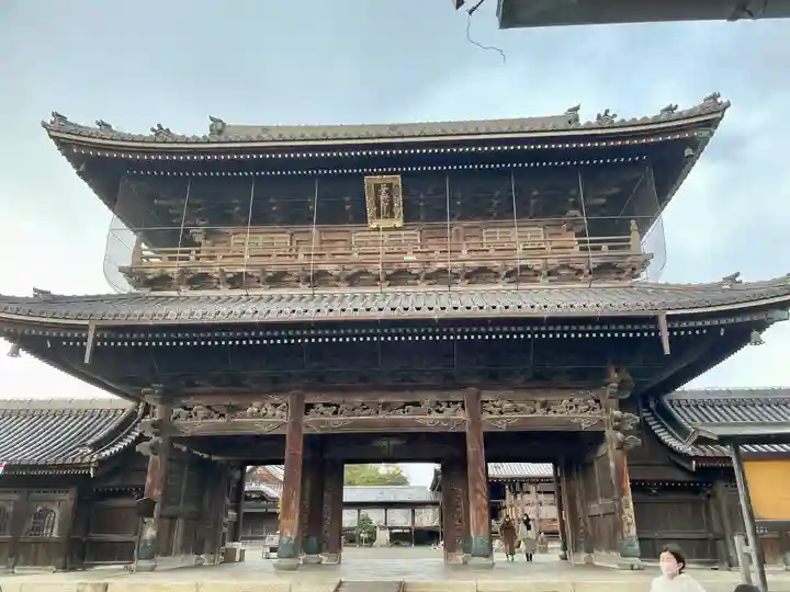 大通寺(長浜御坊)の山門・神門