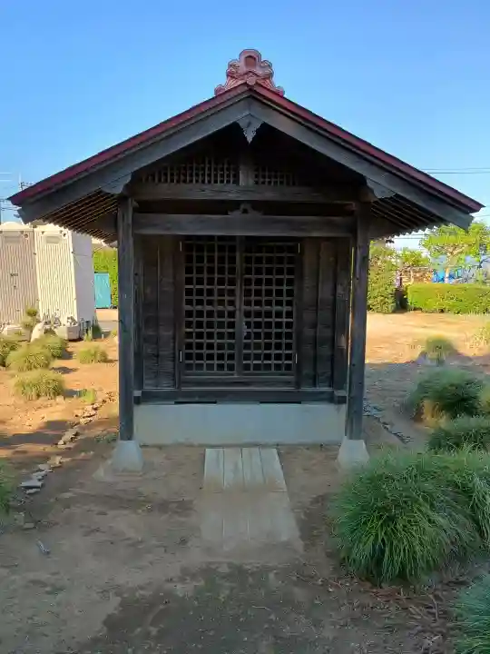 香取神社の{uncategorized: "未分類", other: "その他", undefined: "問題あり", building: "その他建物", grave: "お墓", sacred_gate: "鳥居", guardian: "狛犬", statue: "像", buddha: "仏像", history: "歴史", nature: "自然", garden: "庭園", animal: "動物", pagoda: "塔", temizu: "手水舎", mountain_gate: "山門・神門", sanctuary: "本殿・本堂", subordinate: "末社・摂社", art: "芸術", scenery: "景色", jizo: "地蔵", ema: "絵馬", goshuin: "御朱印", omikuji: "おみくじ", items: "授与品その他", amulet: "お守り", goshuincho: "御朱印帳", eats: "食事", festival: "お祭り", votive_dance: "神楽", shichigosan: "七五三参", wedding: "結婚式", experience: "体験その他", initially: "初詣", around: "周辺", anti_infection: "感染症対策"}