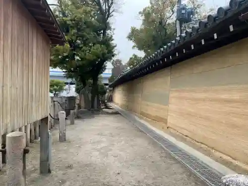 西宮神社の{uncategorized: "未分類", other: "その他", undefined: "問題あり", building: "その他建物", grave: "お墓", sacred_gate: "鳥居", guardian: "狛犬", statue: "像", buddha: "仏像", history: "歴史", nature: "自然", garden: "庭園", animal: "動物", pagoda: "塔", temizu: "手水舎", mountain_gate: "山門・神門", sanctuary: "本殿・本堂", subordinate: "末社・摂社", art: "芸術", scenery: "景色", jizo: "地蔵", ema: "絵馬", goshuin: "御朱印", omikuji: "おみくじ", items: "授与品その他", amulet: "お守り", goshuincho: "御朱印帳", eats: "食事", festival: "お祭り", votive_dance: "神楽", shichigosan: "七五三参", wedding: "結婚式", experience: "体験その他", initially: "初詣", around: "周辺", anti_infection: "感染症対策"}