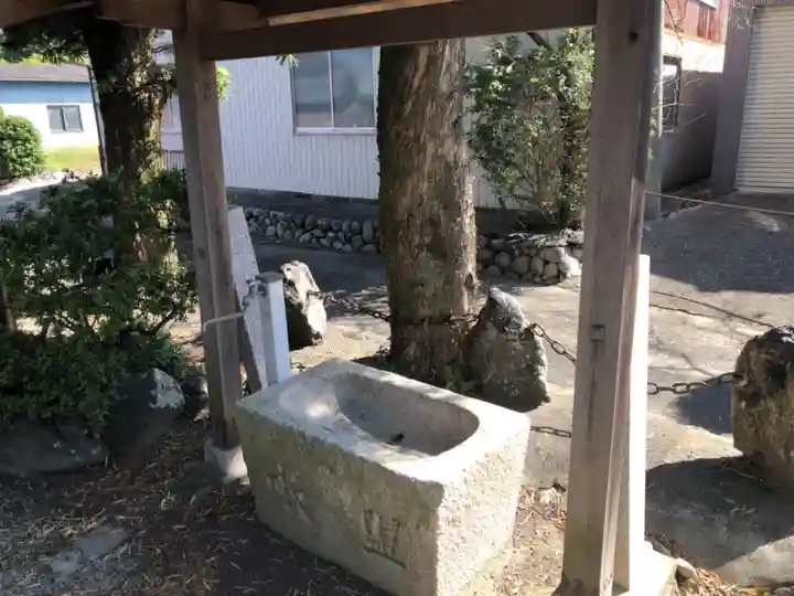 天香山神社の手水舎