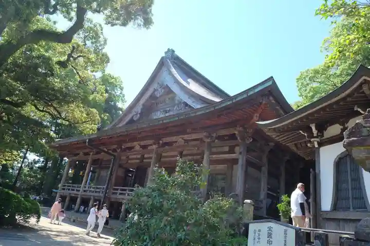 青岸渡寺の本殿・本堂