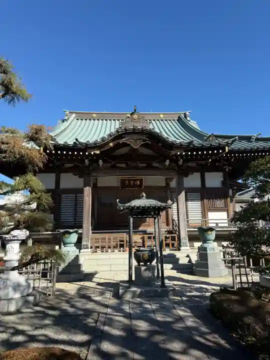 伝重寺の{uncategorized: "未分類", other: "その他", undefined: "問題あり", building: "その他建物", grave: "お墓", sacred_gate: "鳥居", guardian: "狛犬", statue: "像", buddha: "仏像", history: "歴史", nature: "自然", garden: "庭園", animal: "動物", pagoda: "塔", temizu: "手水舎", mountain_gate: "山門・神門", sanctuary: "本殿・本堂", subordinate: "末社・摂社", art: "芸術", scenery: "景色", jizo: "地蔵", ema: "絵馬", goshuin: "御朱印", omikuji: "おみくじ", items: "授与品その他", amulet: "お守り", goshuincho: "御朱印帳", eats: "食事", festival: "お祭り", votive_dance: "神楽", shichigosan: "七五三参", wedding: "結婚式", experience: "体験その他", initially: "初詣", around: "周辺", anti_infection: "感染症対策"}