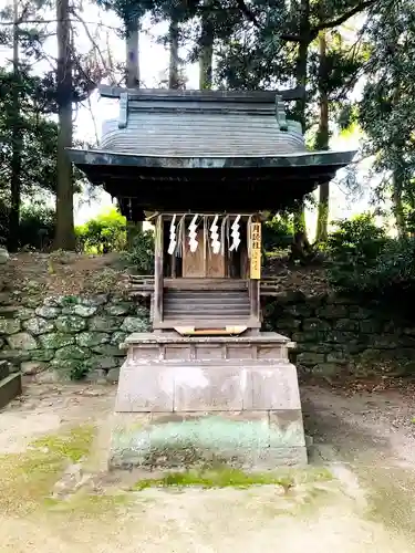 須佐能袁神社の末社