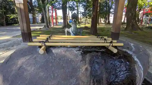 布智神社（本甲）の手水舎