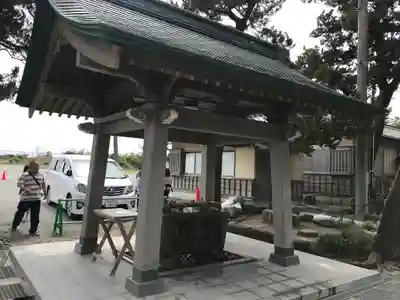 森戸大明神(森戸神社)の手水舎