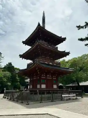 鶴林寺の{uncategorized: "未分類", other: "その他", undefined: "問題あり", building: "その他建物", grave: "お墓", sacred_gate: "鳥居", guardian: "狛犬", statue: "像", buddha: "仏像", history: "歴史", nature: "自然", garden: "庭園", animal: "動物", pagoda: "塔", temizu: "手水舎", mountain_gate: "山門・神門", sanctuary: "本殿・本堂", subordinate: "末社・摂社", art: "芸術", scenery: "景色", jizo: "地蔵", ema: "絵馬", goshuin: "御朱印", omikuji: "おみくじ", items: "授与品その他", amulet: "お守り", goshuincho: "御朱印帳", eats: "食事", festival: "お祭り", votive_dance: "神楽", shichigosan: "七五三参", wedding: "結婚式", experience: "体験その他", initially: "初詣", around: "周辺", anti_infection: "感染症対策"}