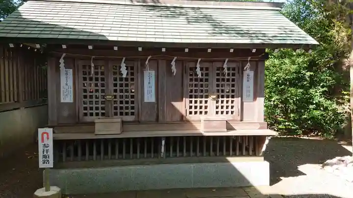 神明社の末社・摂社