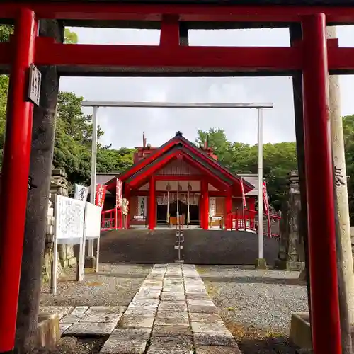 美濃輪稲荷神社の本殿