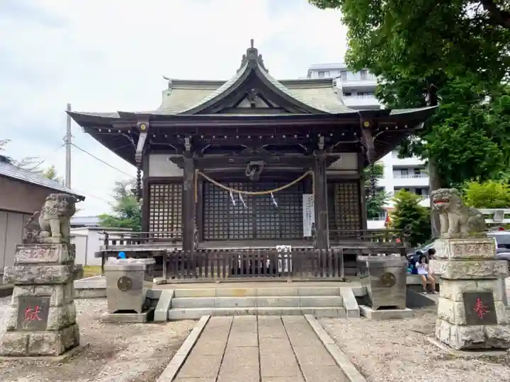 八幡神社の本殿・本堂