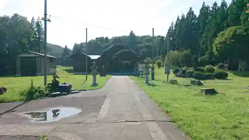 居多神社の建物その他