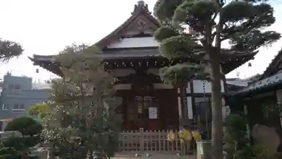 公春院の本殿・本堂