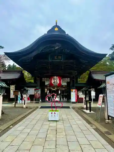 竹駒神社の{uncategorized: "未分類", other: "その他", undefined: "問題あり", building: "その他建物", grave: "お墓", sacred_gate: "鳥居", guardian: "狛犬", statue: "像", buddha: "仏像", history: "歴史", nature: "自然", garden: "庭園", animal: "動物", pagoda: "塔", temizu: "手水舎", mountain_gate: "山門・神門", sanctuary: "本殿・本堂", subordinate: "末社・摂社", art: "芸術", scenery: "景色", jizo: "地蔵", ema: "絵馬", goshuin: "御朱印", omikuji: "おみくじ", items: "授与品その他", amulet: "お守り", goshuincho: "御朱印帳", eats: "食事", festival: "お祭り", votive_dance: "神楽", shichigosan: "七五三参", wedding: "結婚式", experience: "体験その他", initially: "初詣", around: "周辺", anti_infection: "感染症対策"}