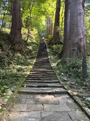 出羽神社(出羽三山神社)～三神合祭殿～(山形県)