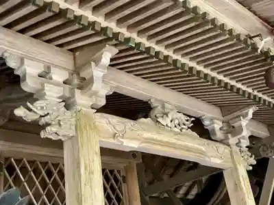 岩戸落葉神社の芸術