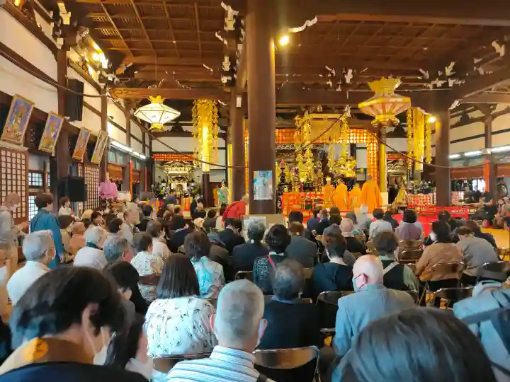 大念佛寺の{uncategorized: "未分類", other: "その他", undefined: "問題あり", building: "その他建物", grave: "お墓", sacred_gate: "鳥居", guardian: "狛犬", statue: "像", buddha: "仏像", history: "歴史", nature: "自然", garden: "庭園", animal: "動物", pagoda: "塔", temizu: "手水舎", mountain_gate: "山門・神門", sanctuary: "本殿・本堂", subordinate: "末社・摂社", art: "芸術", scenery: "景色", jizo: "地蔵", ema: "絵馬", goshuin: "御朱印", omikuji: "おみくじ", items: "授与品その他", amulet: "お守り", goshuincho: "御朱印帳", eats: "食事", festival: "お祭り", votive_dance: "神楽", shichigosan: "七五三参", wedding: "結婚式", experience: "体験その他", initially: "初詣", around: "周辺", anti_infection: "感染症対策"}