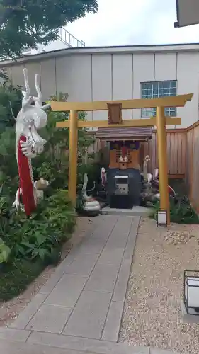 蛇窪神社の末社