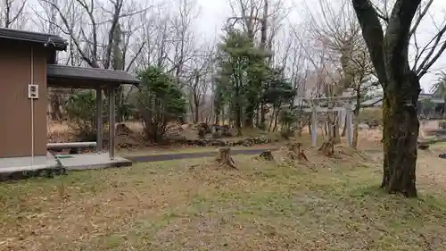 乳母神社の鳥居