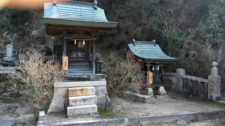 素盞嗚神社の末社・摂社