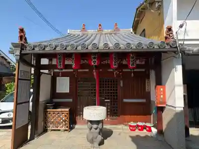 ならまち庚申堂の{uncategorized: "未分類", other: "その他", undefined: "問題あり", building: "その他建物", grave: "お墓", sacred_gate: "鳥居", guardian: "狛犬", statue: "像", buddha: "仏像", history: "歴史", nature: "自然", garden: "庭園", animal: "動物", pagoda: "塔", temizu: "手水舎", mountain_gate: "山門・神門", sanctuary: "本殿・本堂", subordinate: "末社・摂社", art: "芸術", scenery: "景色", jizo: "地蔵", ema: "絵馬", goshuin: "御朱印", omikuji: "おみくじ", items: "授与品その他", amulet: "お守り", goshuincho: "御朱印帳", eats: "食事", festival: "お祭り", votive_dance: "神楽", shichigosan: "七五三参", wedding: "結婚式", experience: "体験その他", initially: "初詣", around: "周辺", anti_infection: "感染症対策"}