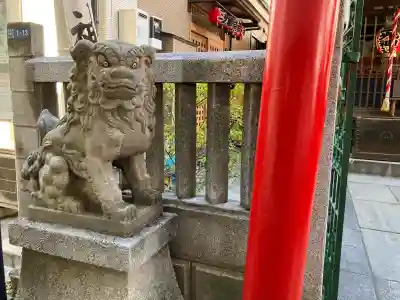 三光稲荷神社の{uncategorized: "未分類", other: "その他", undefined: "問題あり", building: "その他建物", grave: "お墓", sacred_gate: "鳥居", guardian: "狛犬", statue: "像", buddha: "仏像", history: "歴史", nature: "自然", garden: "庭園", animal: "動物", pagoda: "塔", temizu: "手水舎", mountain_gate: "山門・神門", sanctuary: "本殿・本堂", subordinate: "末社・摂社", art: "芸術", scenery: "景色", jizo: "地蔵", ema: "絵馬", goshuin: "御朱印", omikuji: "おみくじ", items: "授与品その他", amulet: "お守り", goshuincho: "御朱印帳", eats: "食事", festival: "お祭り", votive_dance: "神楽", shichigosan: "七五三参", wedding: "結婚式", experience: "体験その他", initially: "初詣", around: "周辺", anti_infection: "感染症対策"}