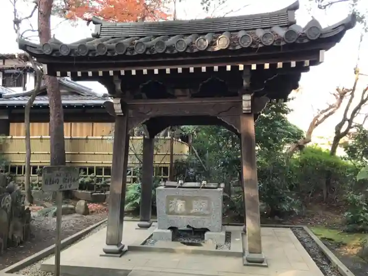 真盛寺の手水舎