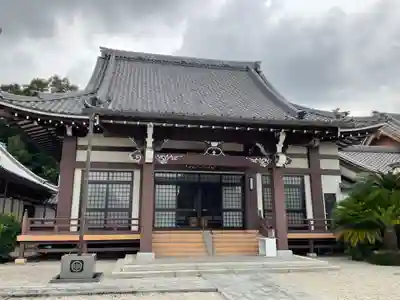 長福寺の本殿・本堂