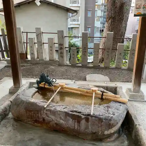 安居神社の手水舎