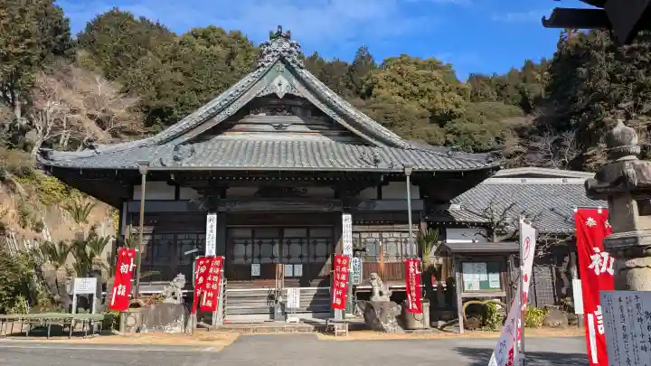 勝楽寺の{uncategorized: "未分類", other: "その他", undefined: "問題あり", building: "その他建物", grave: "お墓", sacred_gate: "鳥居", guardian: "狛犬", statue: "像", buddha: "仏像", history: "歴史", nature: "自然", garden: "庭園", animal: "動物", pagoda: "塔", temizu: "手水舎", mountain_gate: "山門・神門", sanctuary: "本殿・本堂", subordinate: "末社・摂社", art: "芸術", scenery: "景色", jizo: "地蔵", ema: "絵馬", goshuin: "御朱印", omikuji: "おみくじ", items: "授与品その他", amulet: "お守り", goshuincho: "御朱印帳", eats: "食事", festival: "お祭り", votive_dance: "神楽", shichigosan: "七五三参", wedding: "結婚式", experience: "体験その他", initially: "初詣", around: "周辺", anti_infection: "感染症対策"}