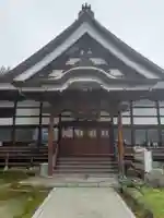 雄山寺の本殿・本堂
