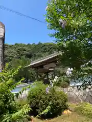 満願寺の山門