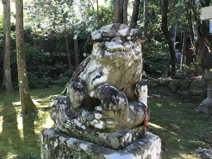 竹林寺の狛犬
