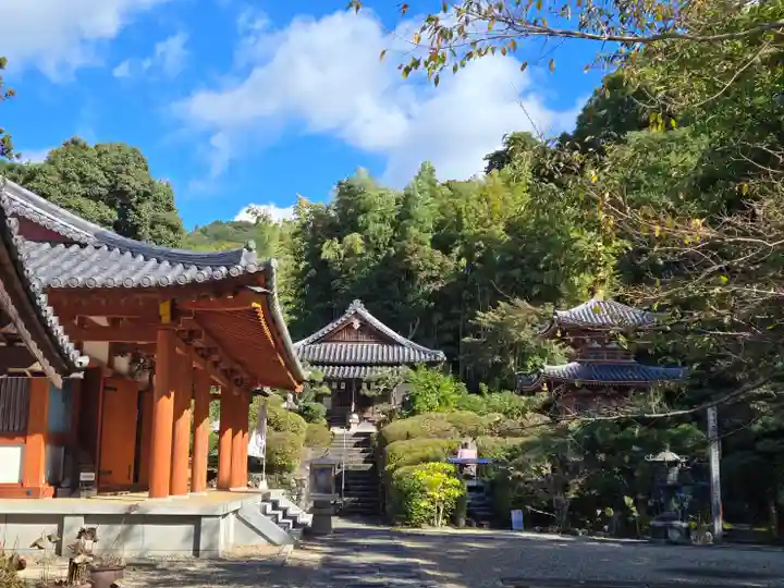 平等寺(三輪山平等寺)(奈良県)