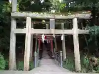 新屋山神社の鳥居