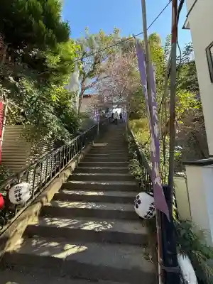 牛天神北野神社の{uncategorized: "未分類", other: "その他", undefined: "問題あり", building: "その他建物", grave: "お墓", sacred_gate: "鳥居", guardian: "狛犬", statue: "像", buddha: "仏像", history: "歴史", nature: "自然", garden: "庭園", animal: "動物", pagoda: "塔", temizu: "手水舎", mountain_gate: "山門・神門", sanctuary: "本殿・本堂", subordinate: "末社・摂社", art: "芸術", scenery: "景色", jizo: "地蔵", ema: "絵馬", goshuin: "御朱印", omikuji: "おみくじ", items: "授与品その他", amulet: "お守り", goshuincho: "御朱印帳", eats: "食事", festival: "お祭り", votive_dance: "神楽", shichigosan: "七五三参", wedding: "結婚式", experience: "体験その他", initially: "初詣", around: "周辺", anti_infection: "感染症対策"}