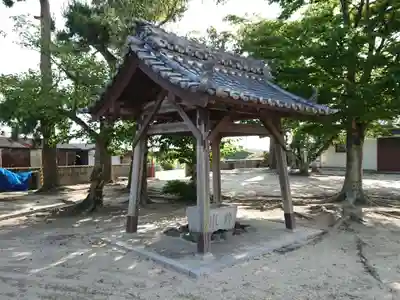 細川神社の手水舎