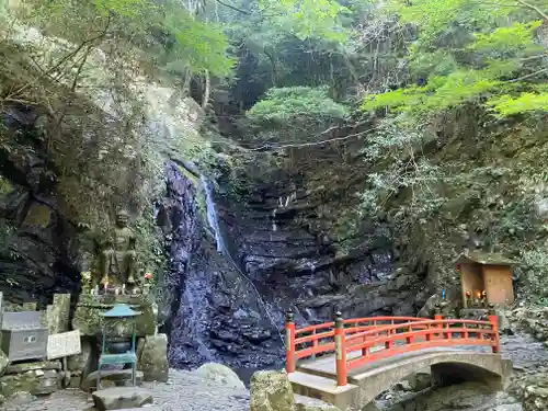 大本山七宝瀧寺(大阪府)