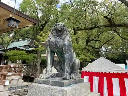 湊川神社の狛犬