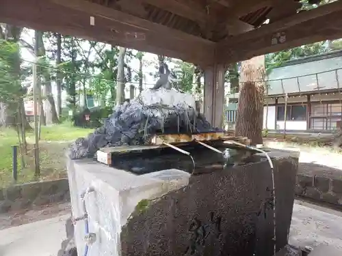 小室浅間神社の手水舎