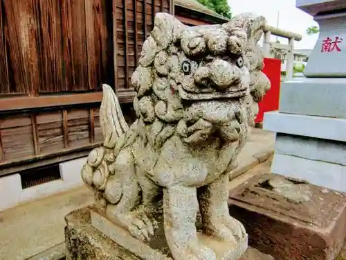 稲荷神社の狛犬