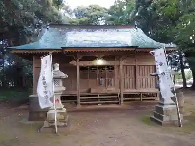 側鷹神社の本殿・本堂