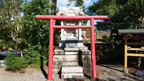 高尾山穂見神社の末社