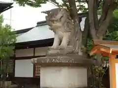 四柱神社の狛犬