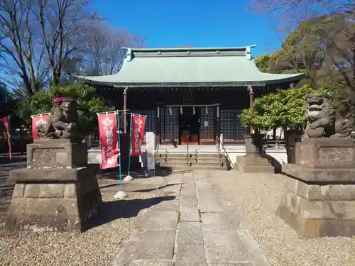 新曽氷川神社の本殿・本堂