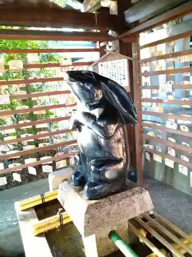 岡崎神社の手水舎