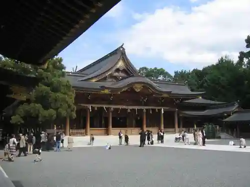 寒川神社の本殿・本堂