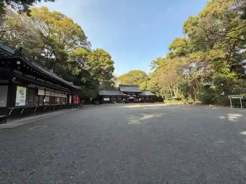 高座結御子神社（熱田神宮摂社）の{uncategorized: "未分類", other: "その他", undefined: "問題あり", building: "その他建物", grave: "お墓", sacred_gate: "鳥居", guardian: "狛犬", statue: "像", buddha: "仏像", history: "歴史", nature: "自然", garden: "庭園", animal: "動物", pagoda: "塔", temizu: "手水舎", mountain_gate: "山門・神門", sanctuary: "本殿・本堂", subordinate: "末社・摂社", art: "芸術", scenery: "景色", jizo: "地蔵", ema: "絵馬", goshuin: "御朱印", omikuji: "おみくじ", items: "授与品その他", amulet: "お守り", goshuincho: "御朱印帳", eats: "食事", festival: "お祭り", votive_dance: "神楽", shichigosan: "七五三参", wedding: "結婚式", experience: "体験その他", initially: "初詣", around: "周辺", anti_infection: "感染症対策"}